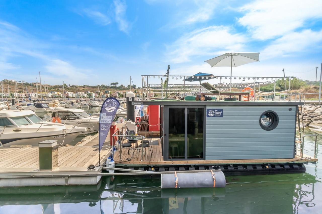 The Homeboat Company Hotel en barco
