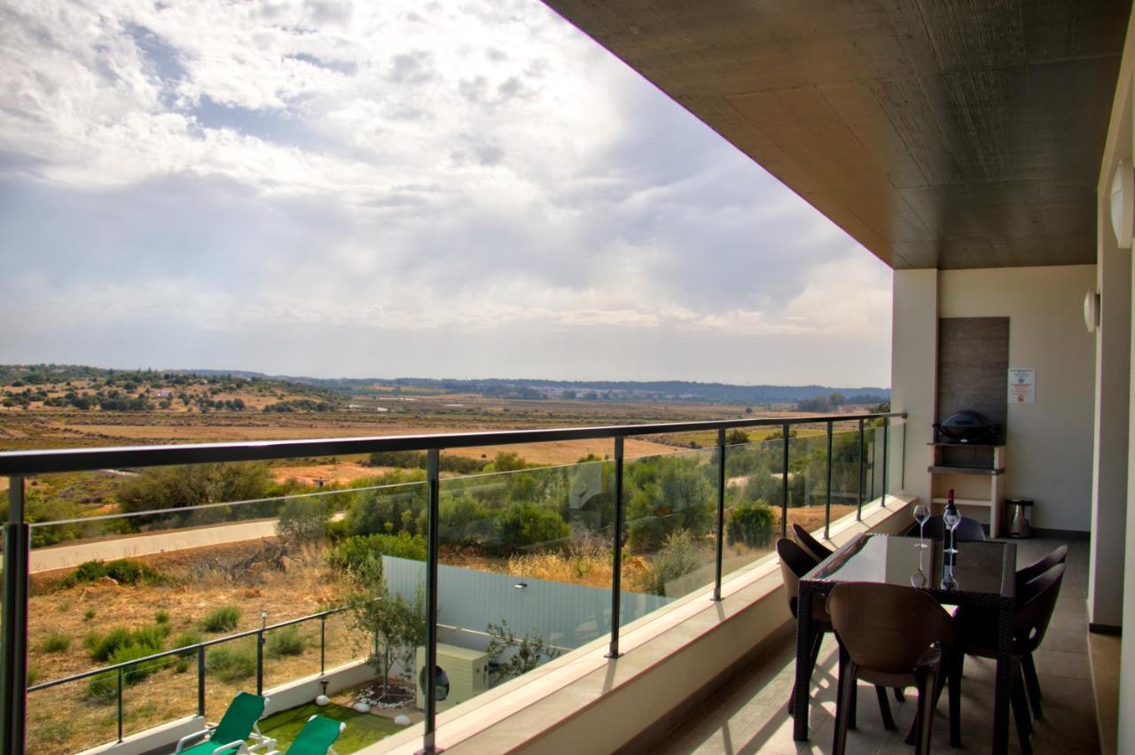 Villa Ria Alvor- Swimming Pool & Jacuzzi *