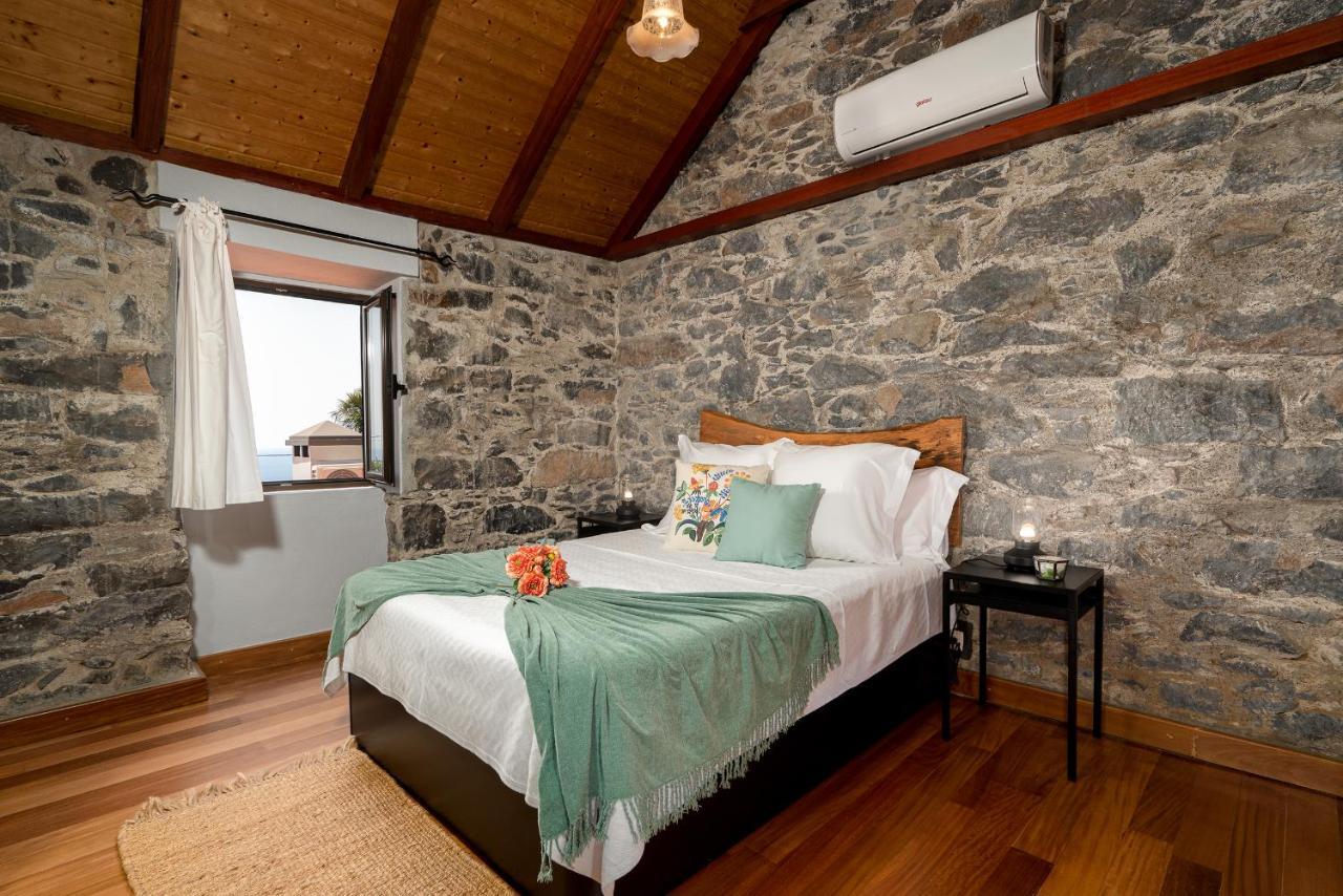 Casa Leonor By Rent2u, Lda Holiday home Arco da Calheta (Madeira)