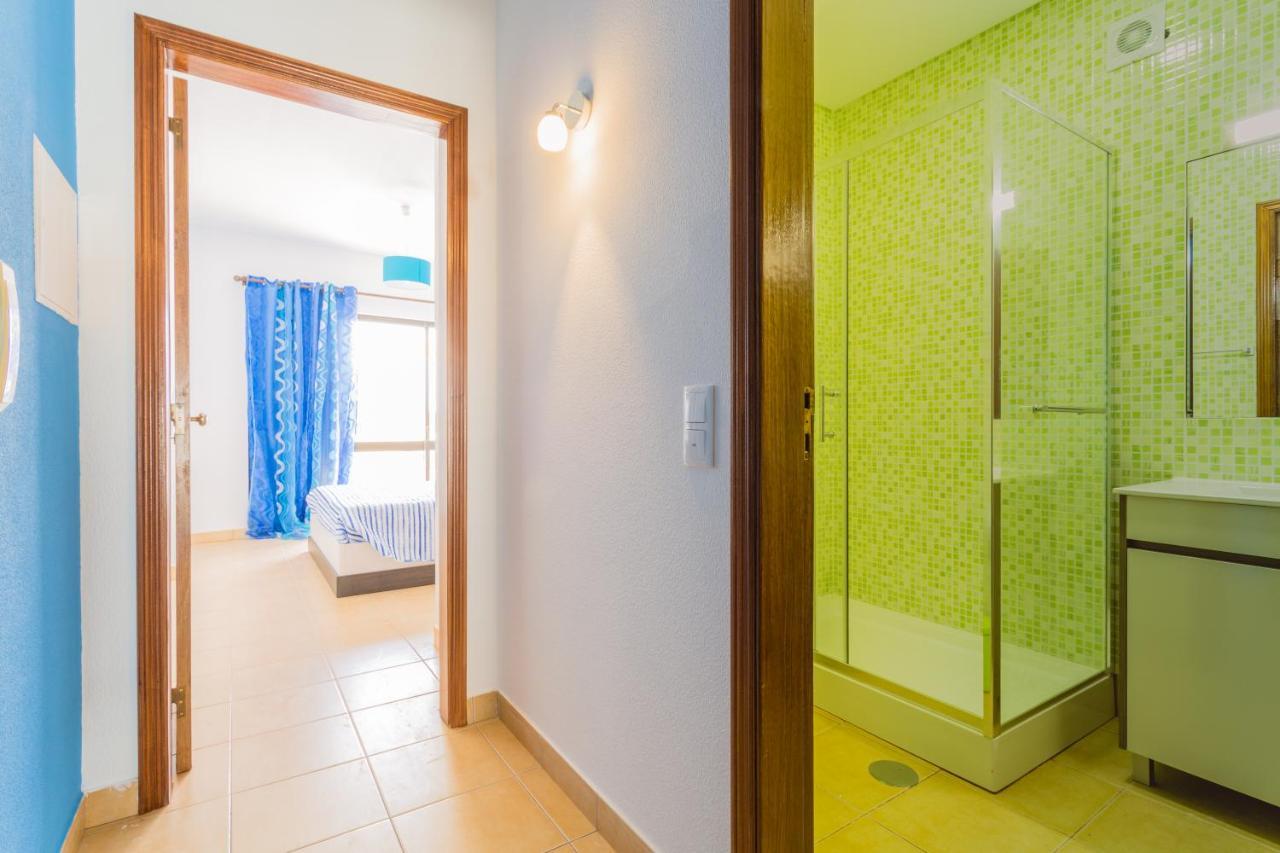 ★ Sea View ★ 1 Minute To Oldtown And ★ Vakantiehuis