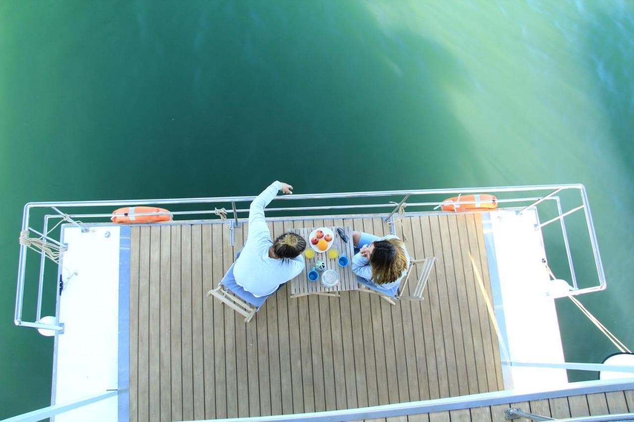 Barco Casa Marina