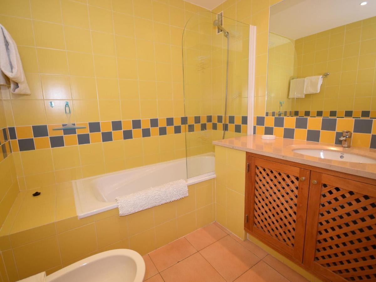 Apartment Elegant In 400 M From The