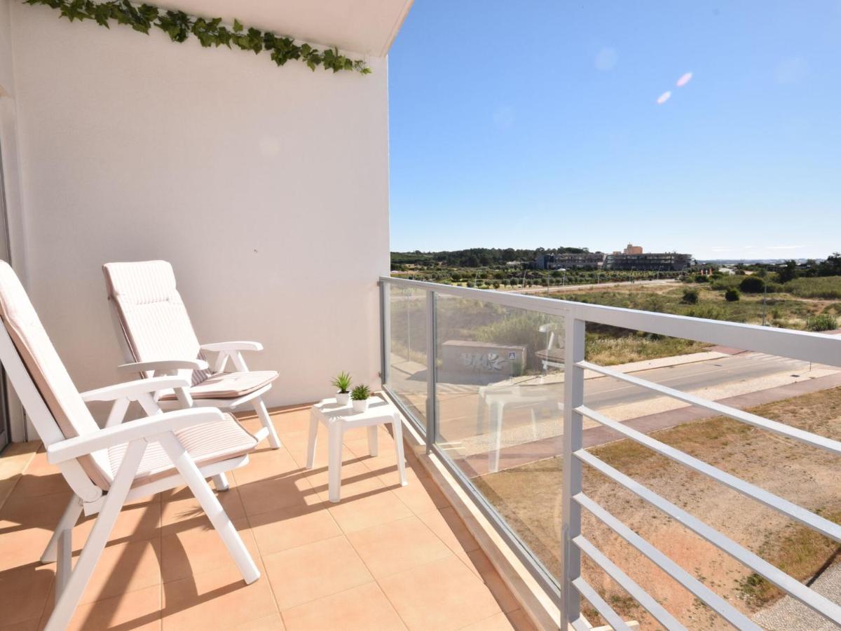 Elegant In 400 M From The Lagos