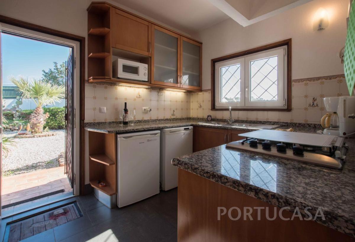 Villa Casa Da Tranquilidade With Private Pool In Tranquil Setting *