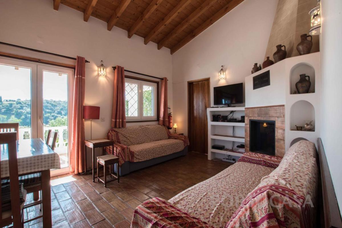 Casa Da Tranquilidade With Private Pool In Tranquil Setting Villa