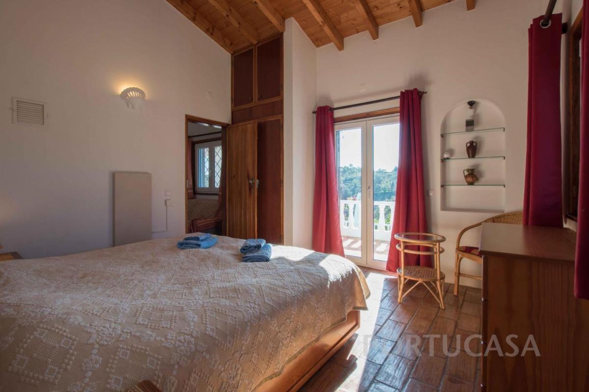 Villa Casa Da Tranquilidade With Private Pool In Tranquil Setting