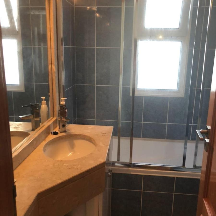 Lovely Sea View 3-bed House In P Delgada Madeira Ponta Delgada (Madeira)
