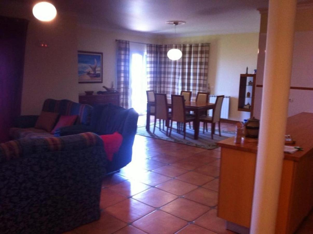 Lovely Sea View 3-bed House In P Delgada Madeira