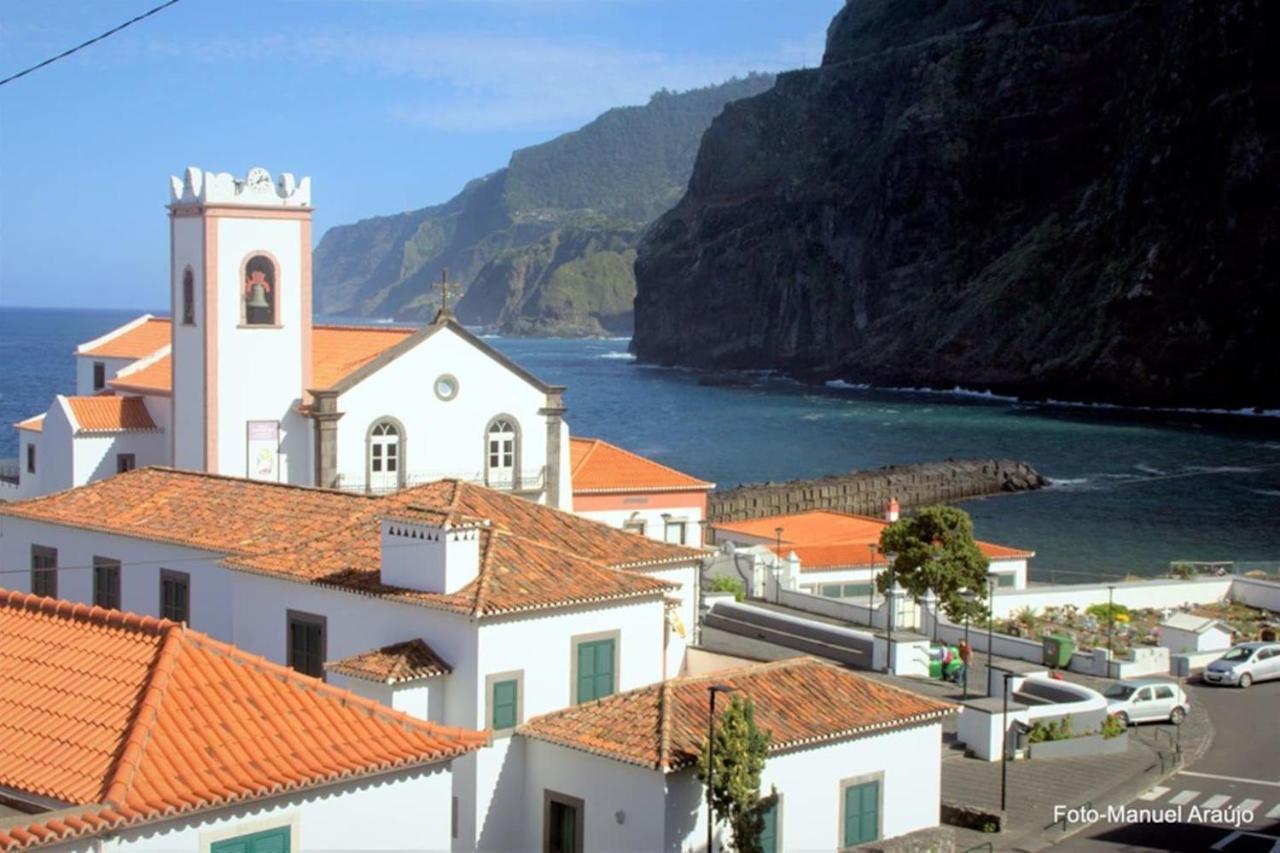 Сasa de vacaciones Lovely Sea View 3-bed House In P Delgada Madeira *
