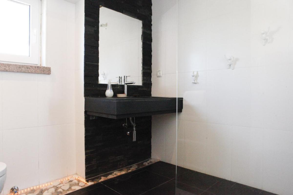 Mira Guincho House With Sea View And Garden, Cascais Alcabideche