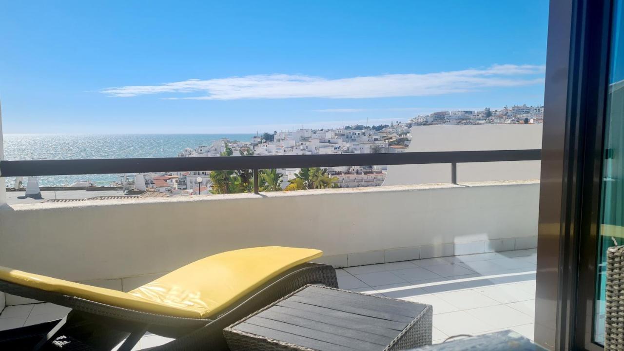 Lovers 26 * Albufeira
