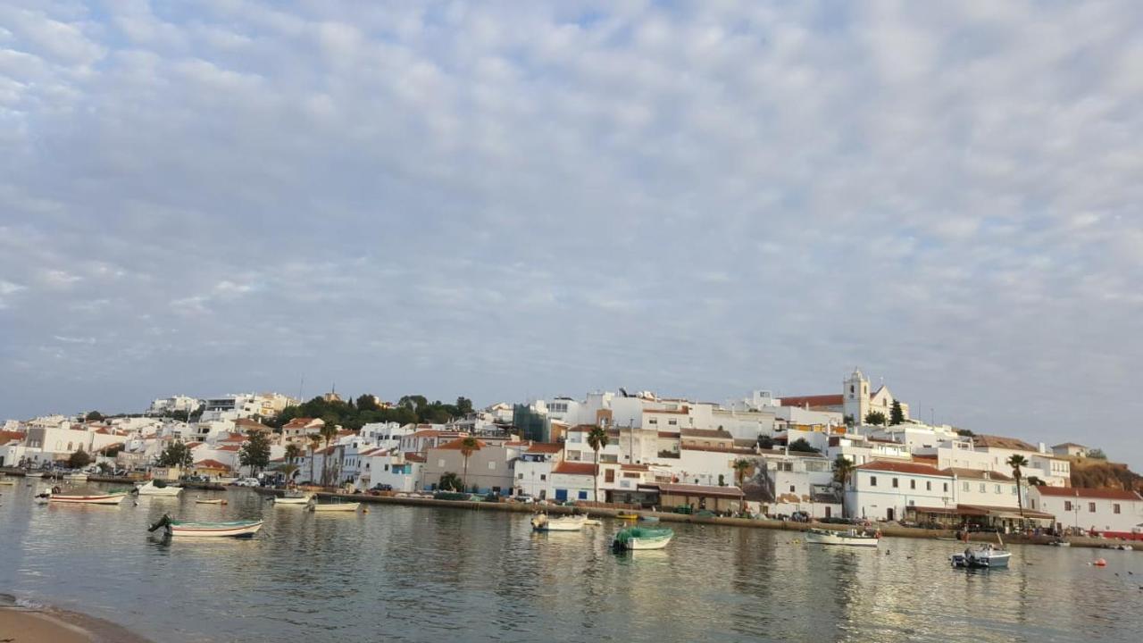 With Beautiful Views & Spacious Garden * Ferragudo (Faro)