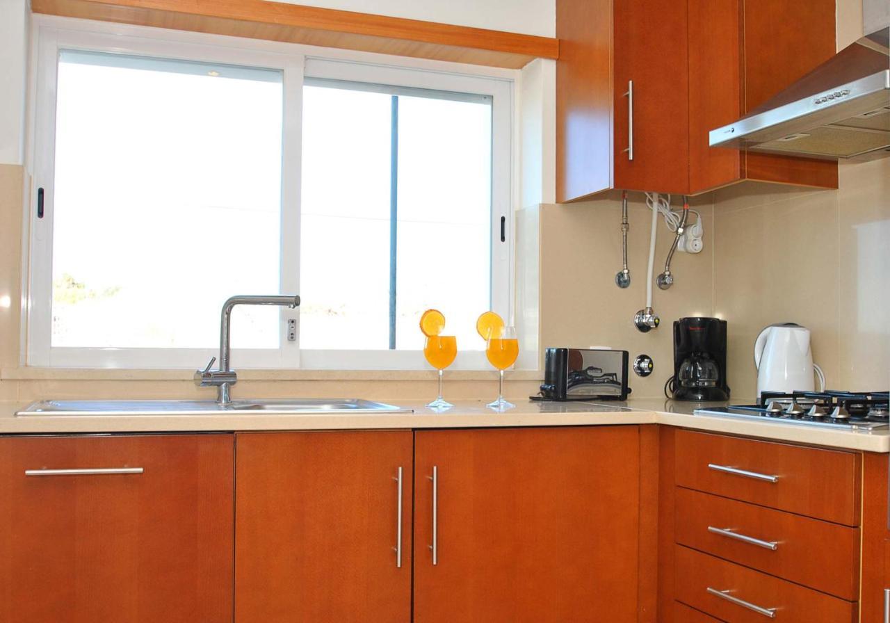 Townhouse Mar 1 By Algarve Vacation Villa Albufeira