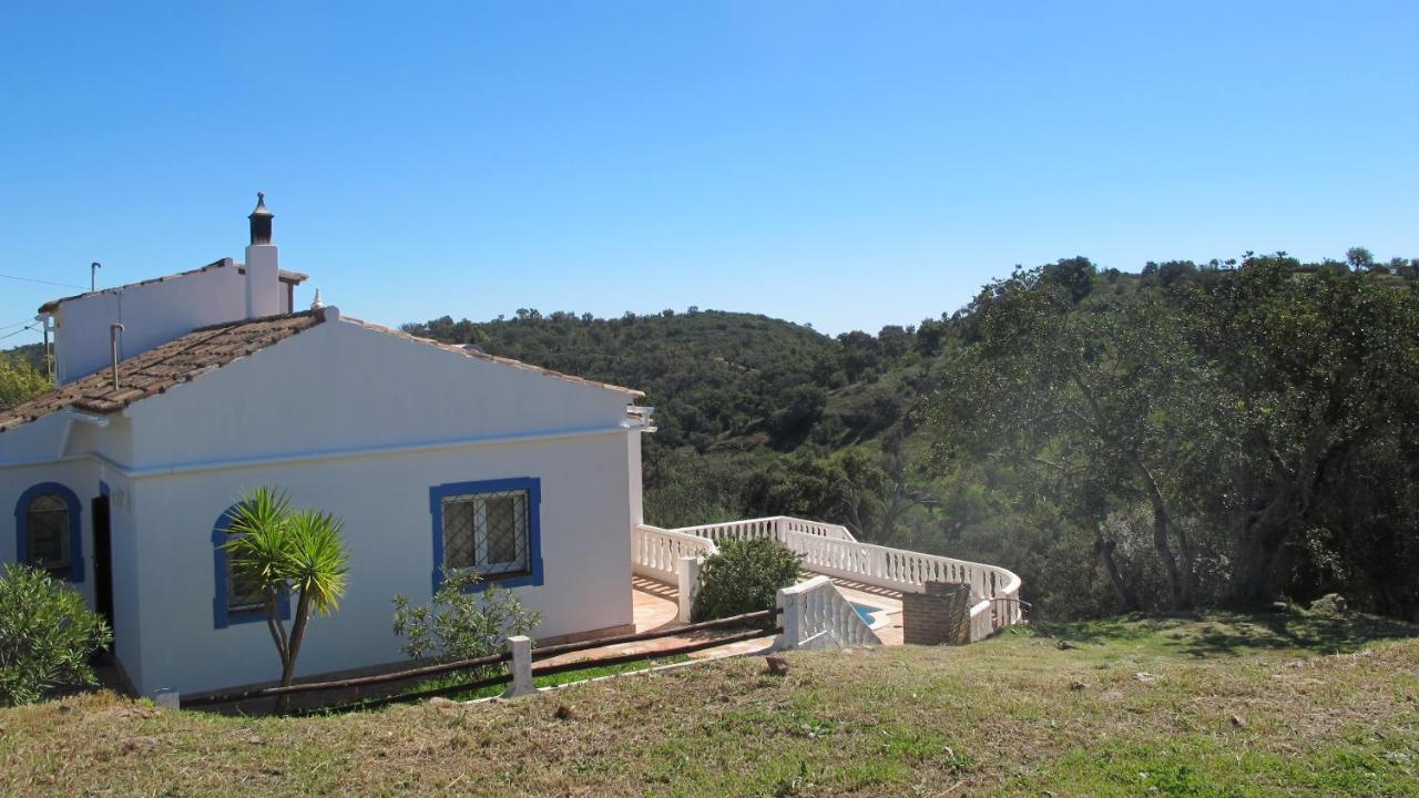 Casa Da Tranquilidade With Private Pool In Tranquil Setting Villa *