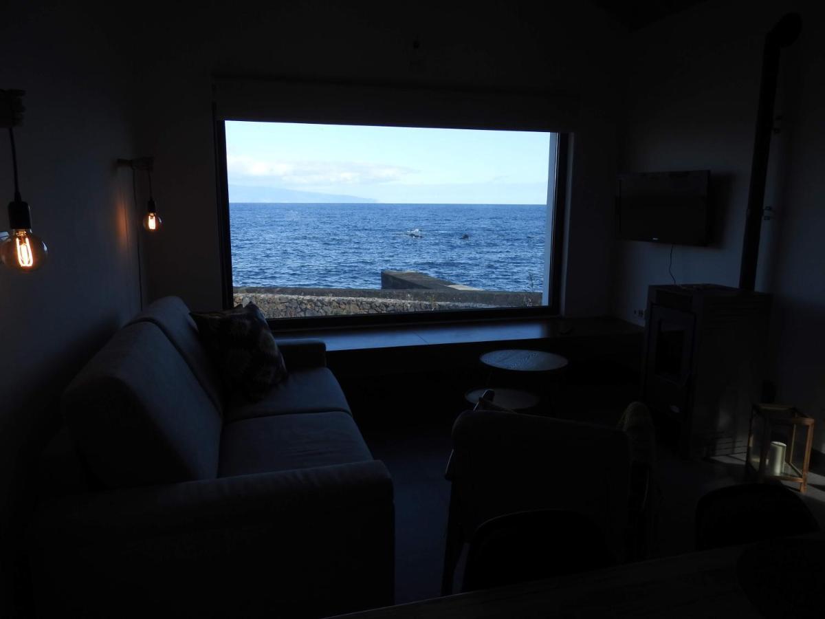 Janela Do Porto * Prainha (Sao Roque do Pico)