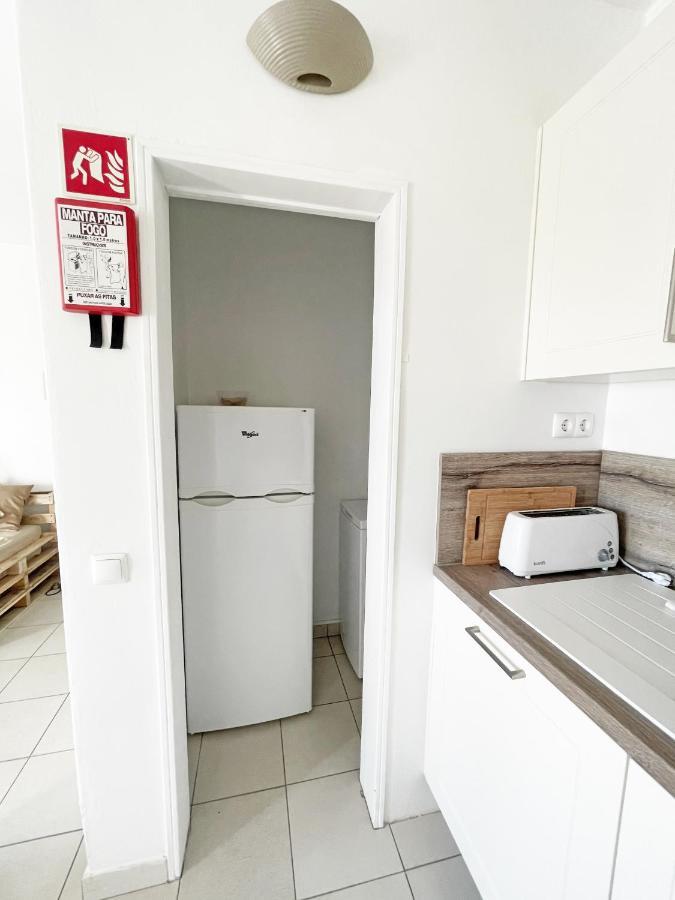 Apartment Beachfront Oura - 100m Beach, Seaview, Garage, 300m Strip Albufeira