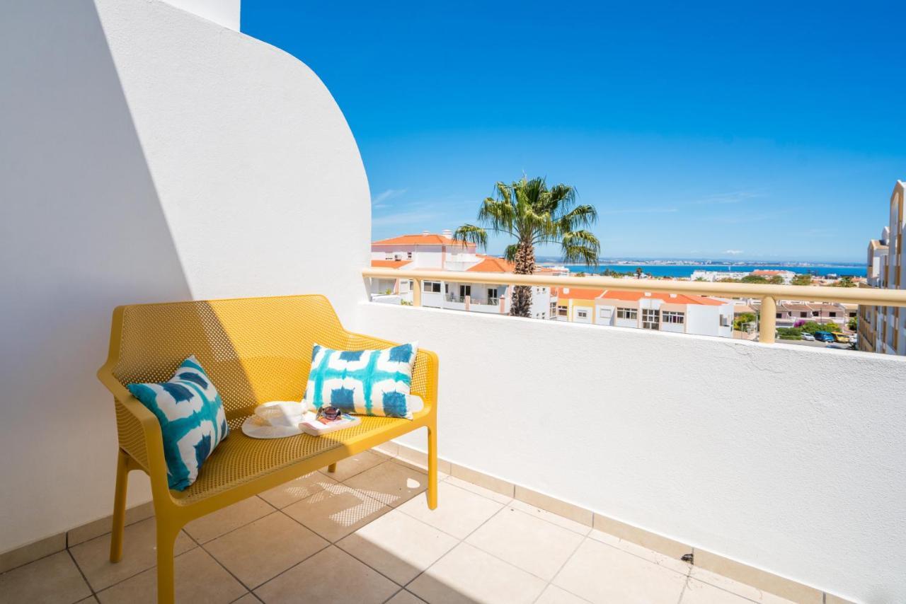 Apartment Sunny Seaside Escape