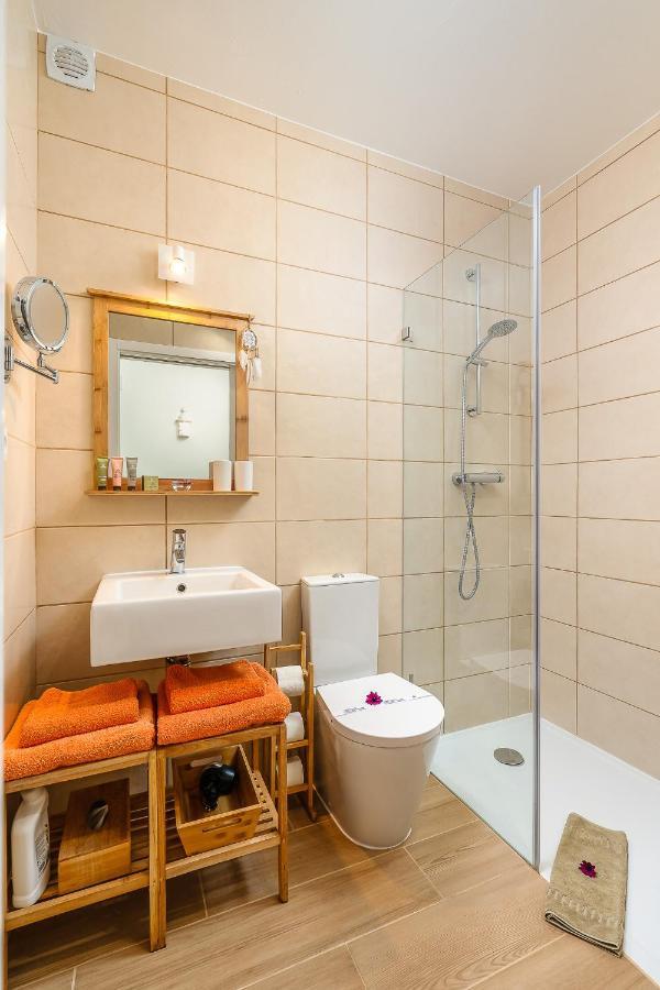 Romantik Guest house *