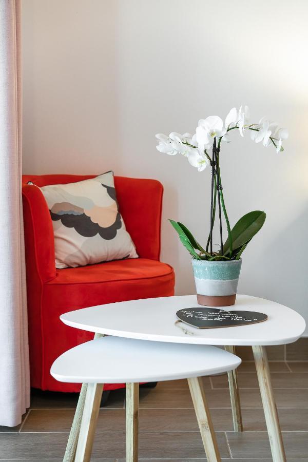 Romantik Guest house *