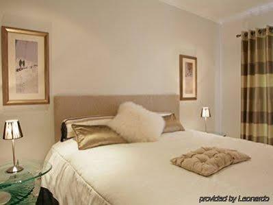 The View - Santo Antonio Villas, Golf & Salema