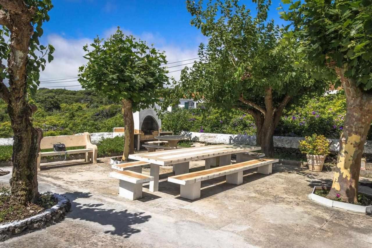 Holiday home Vivenda Gomes Porto Martins