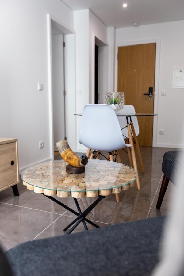 Nell&and&jess Guest house Espinho (Aveiro)