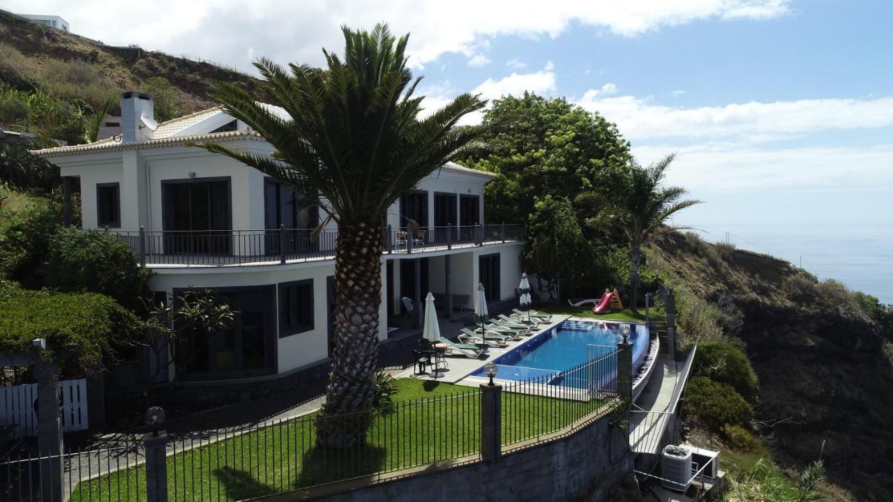 Ocean Cliff Villa *