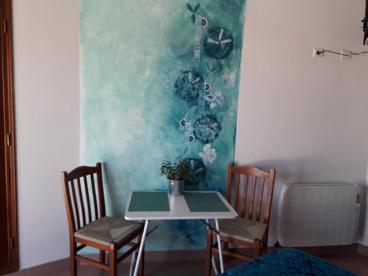 Sunny With Private Bathroom 300m From The