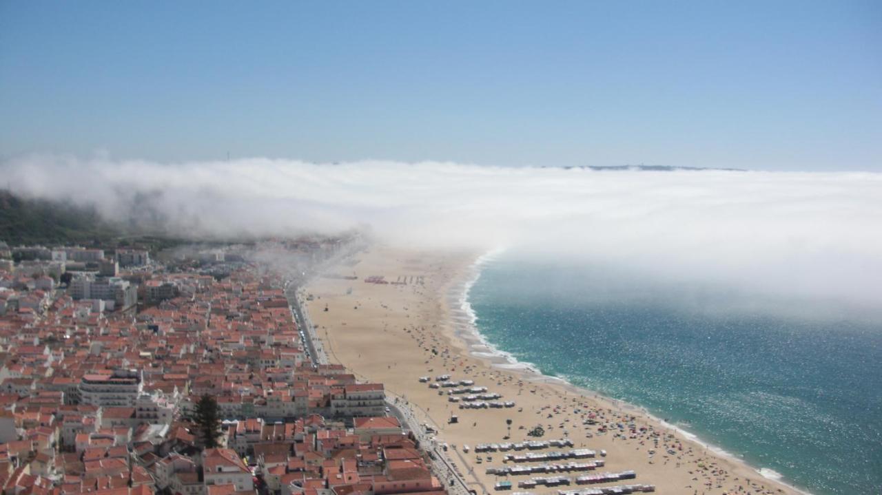 Apartment Bed & Seaside - Bola Da Nivea