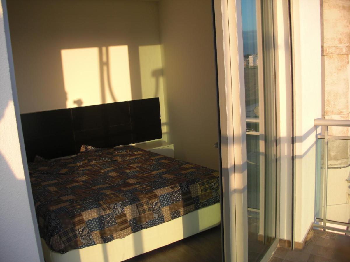 Apartment Bed & Seaside - Bola Da Nivea *