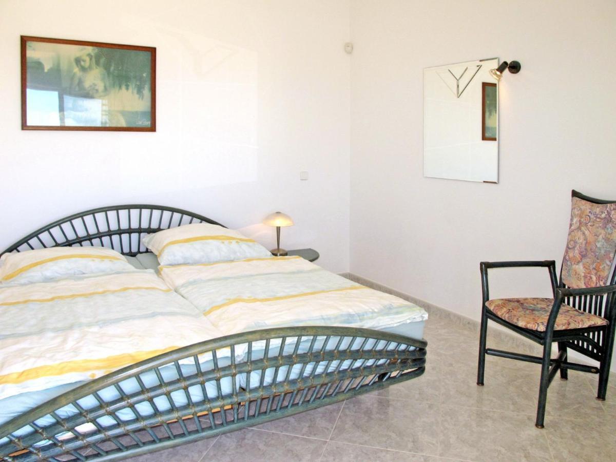 Holiday home Holiday Desiree - Eoi120 Estoi