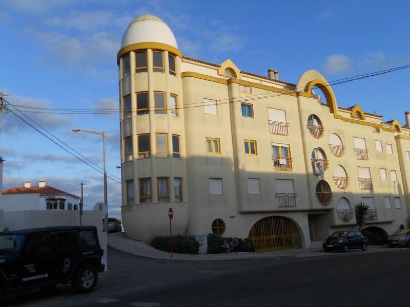 Pksc - Surfers House 3*