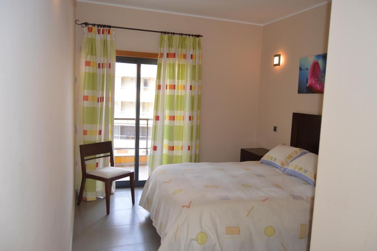 Apartamento Frente Ao Mar Com Piscina De água Salgada *