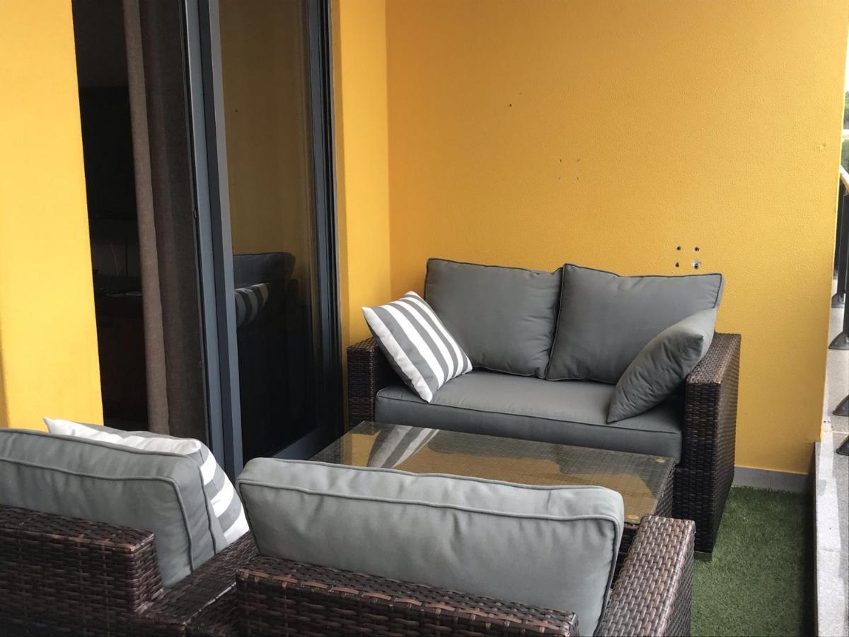 Frente Ao Mar Com Piscina De água Salgada Apartamento *