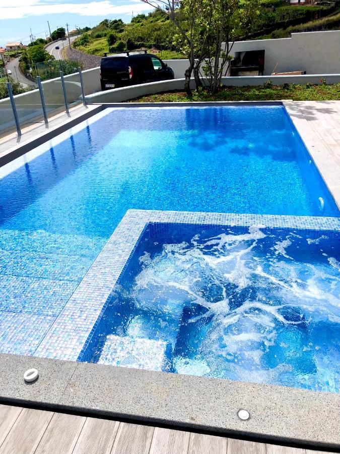 Villa Pinheira Iv -heated Swimming Pool And Jacuzzi
