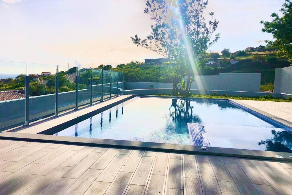 Villa Pinheira Iv -heated Swimming Pool And Jacuzzi