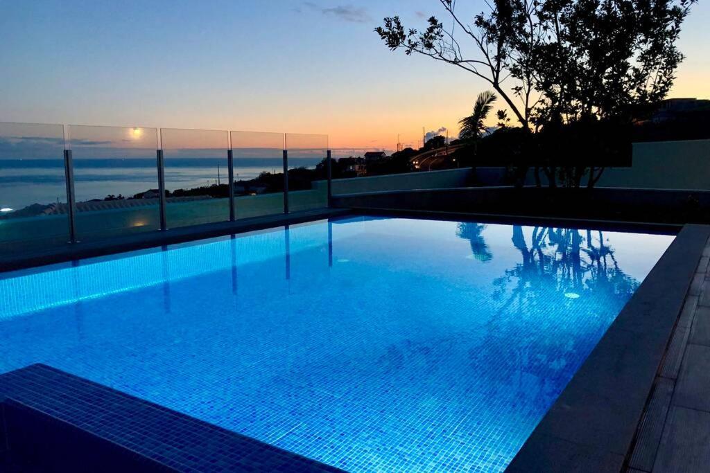 Pinheira Iv -heated Swimming Pool And Jacuzzi Villa *