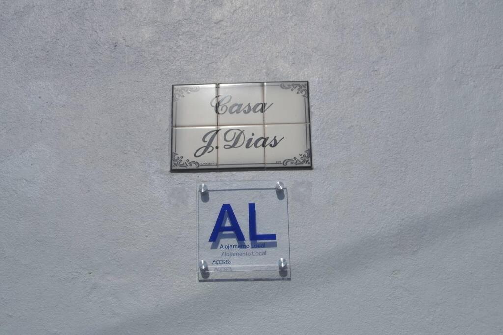 Casa J Dias Holiday home *