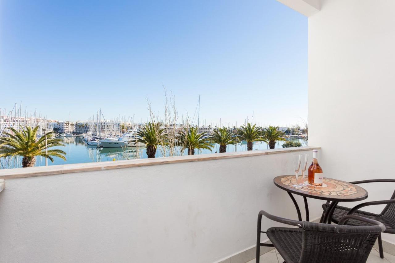 Studio Marina View By Seewest Apartment Lagos