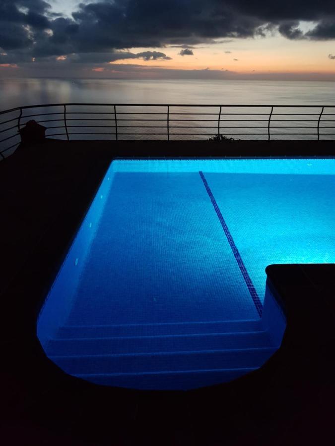 Villa Secluded Sunset On Cliff & 180 Degree Ocean Views Faja da Ovelha