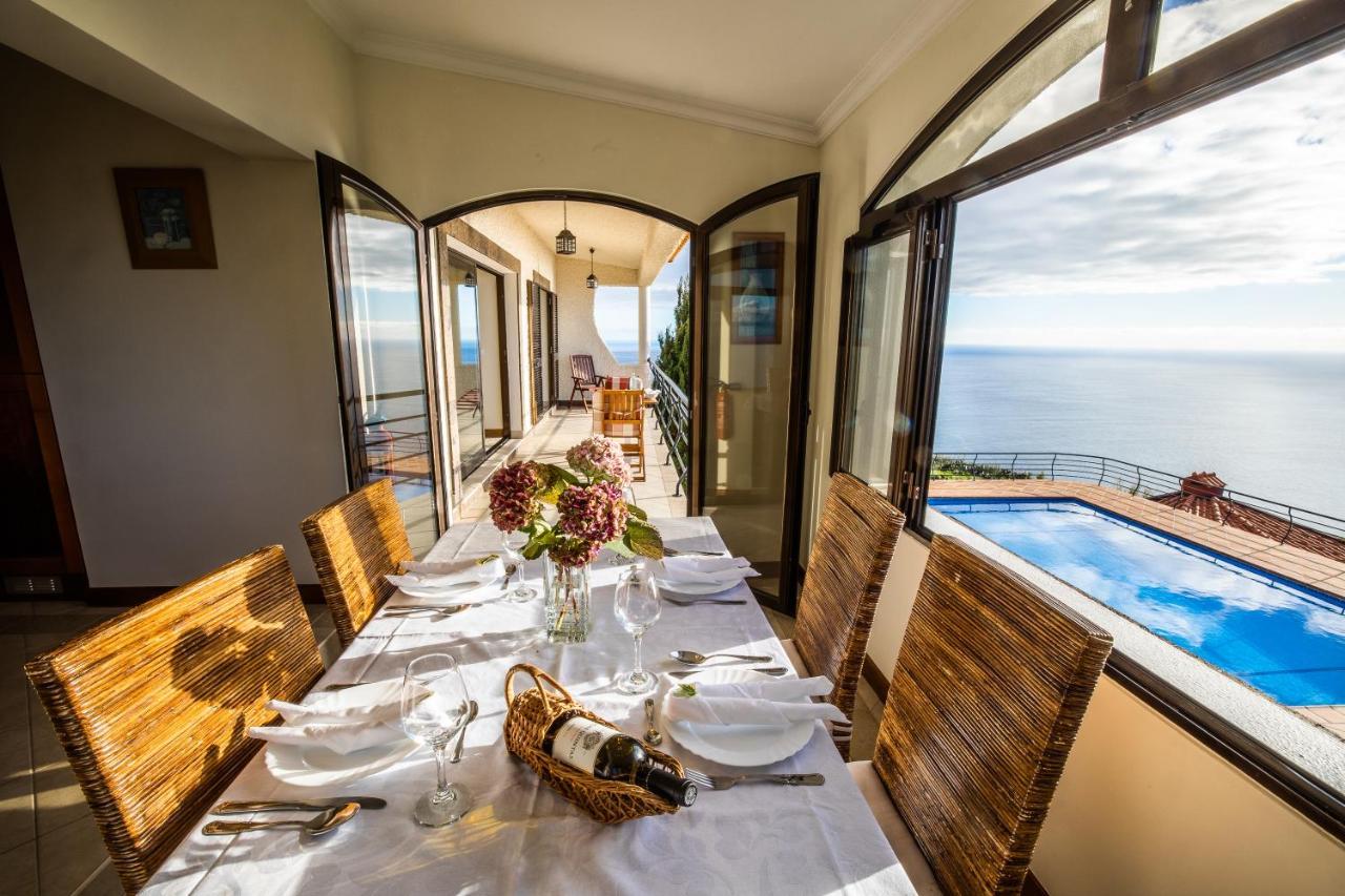 Villa Secluded Sunset On Cliff & 180 Degree Ocean Views