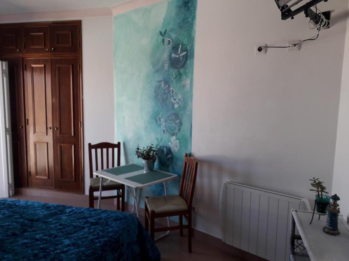 Sunny With Private Bathroom 300m From The Habitación en casa particular *