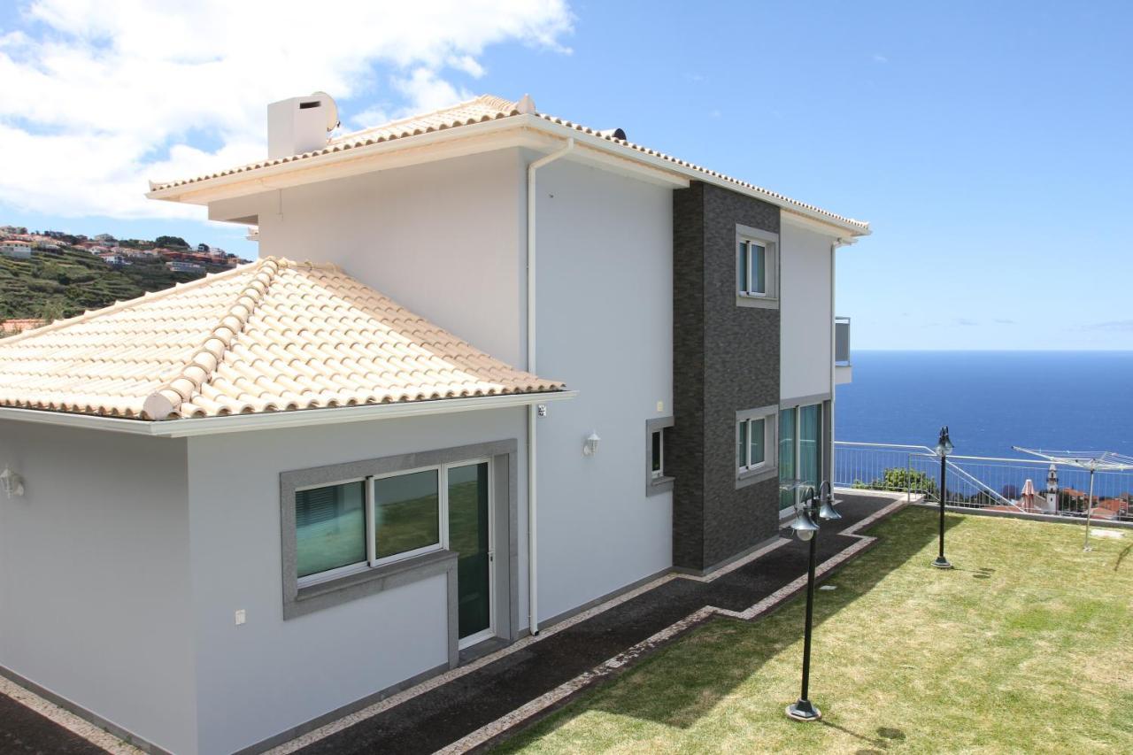 Vakantiehuis Abreu - A Wonderful Ocean View Calheta (Madeira)