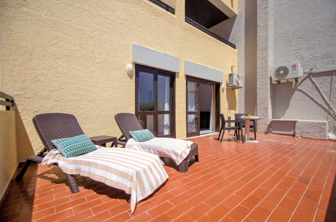 Apartahotel Turial Park Turísticos 3*