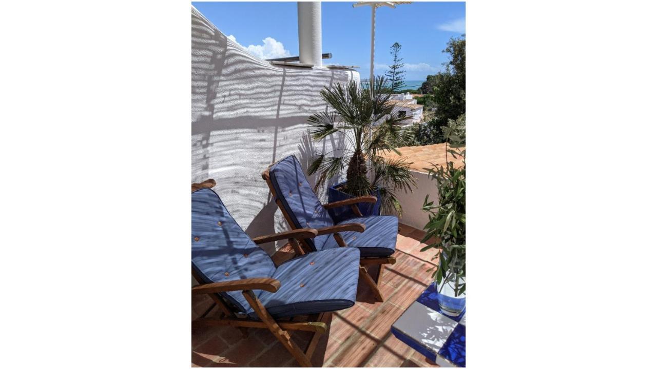Apartment Shades Of Blue With Ocean View - Fast Wifi *