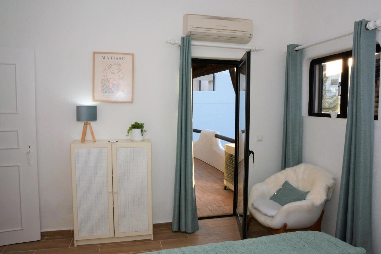Shades Of Blue With Ocean View - Fast Wifi Apartment Porches (Algarve)