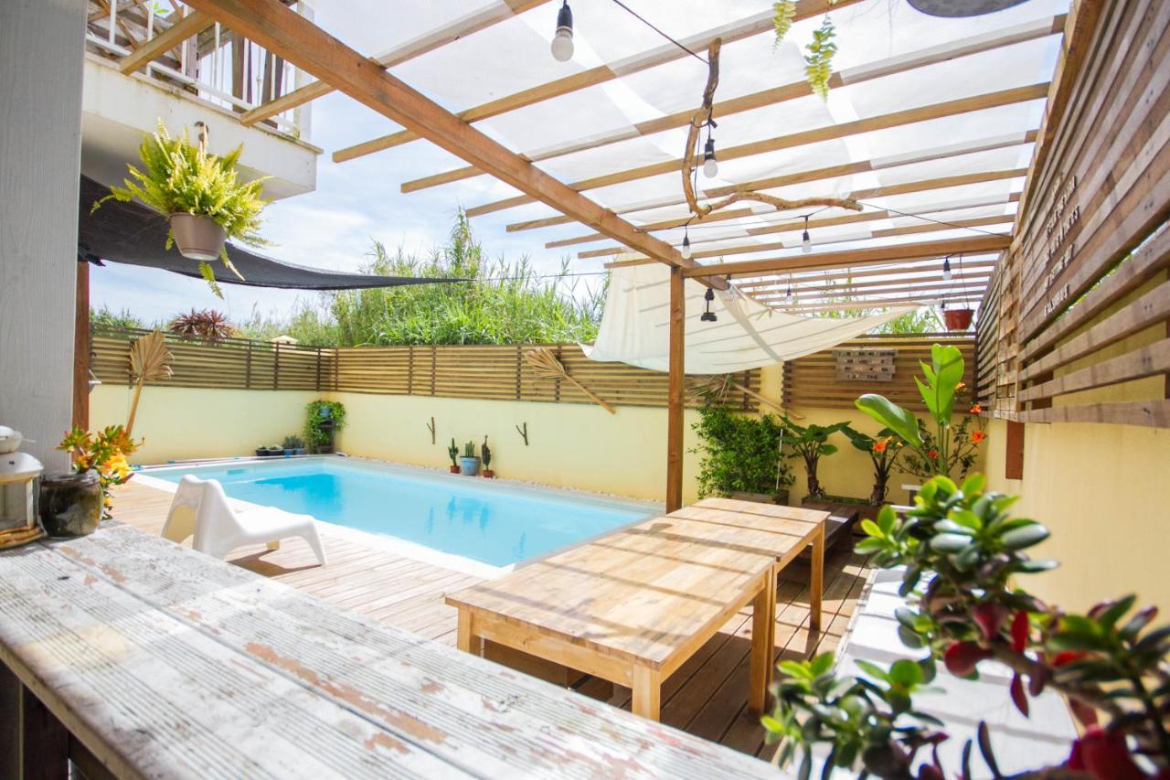Ferrel Surf House *