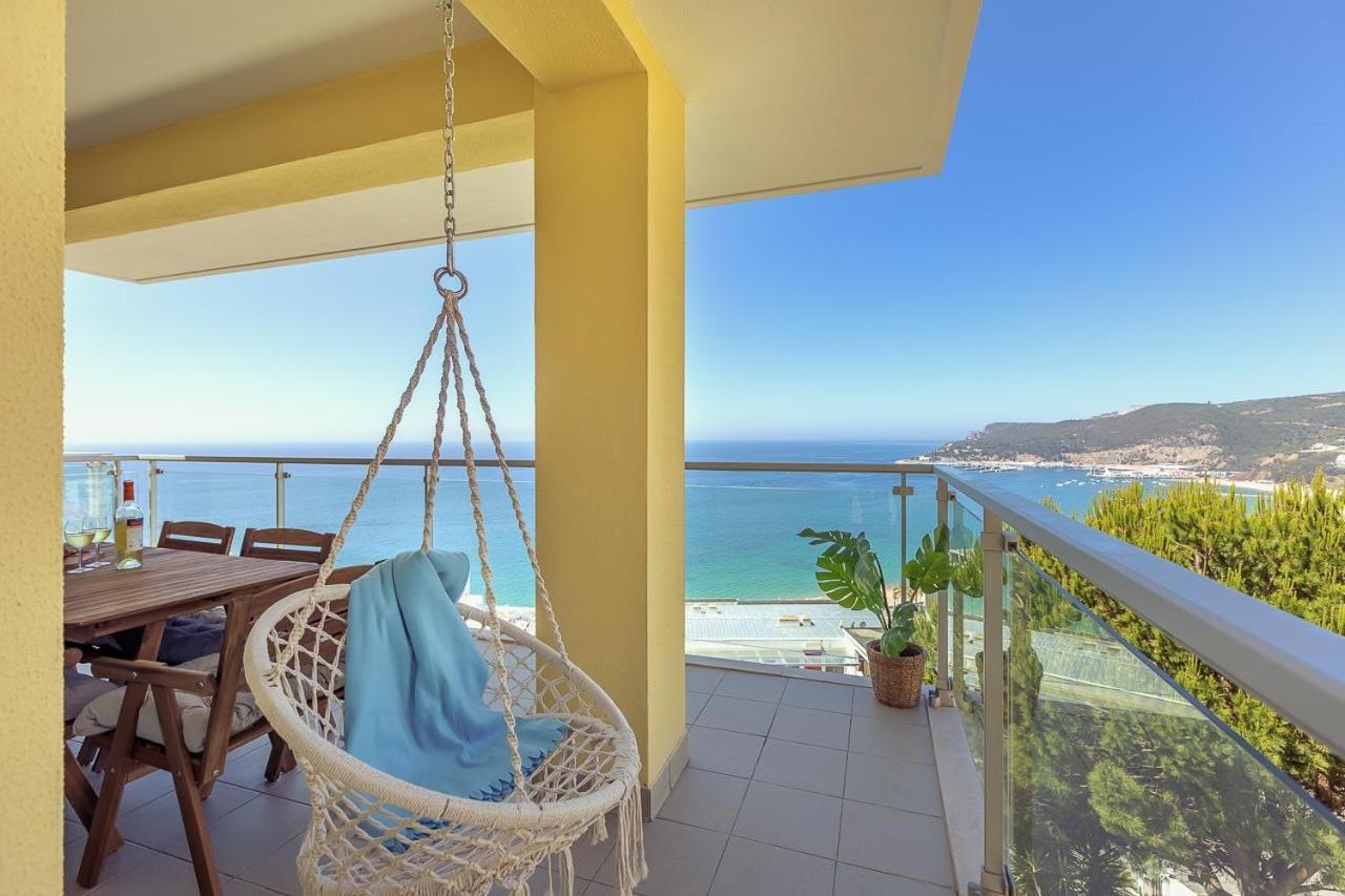 Seasimbra Apartment *