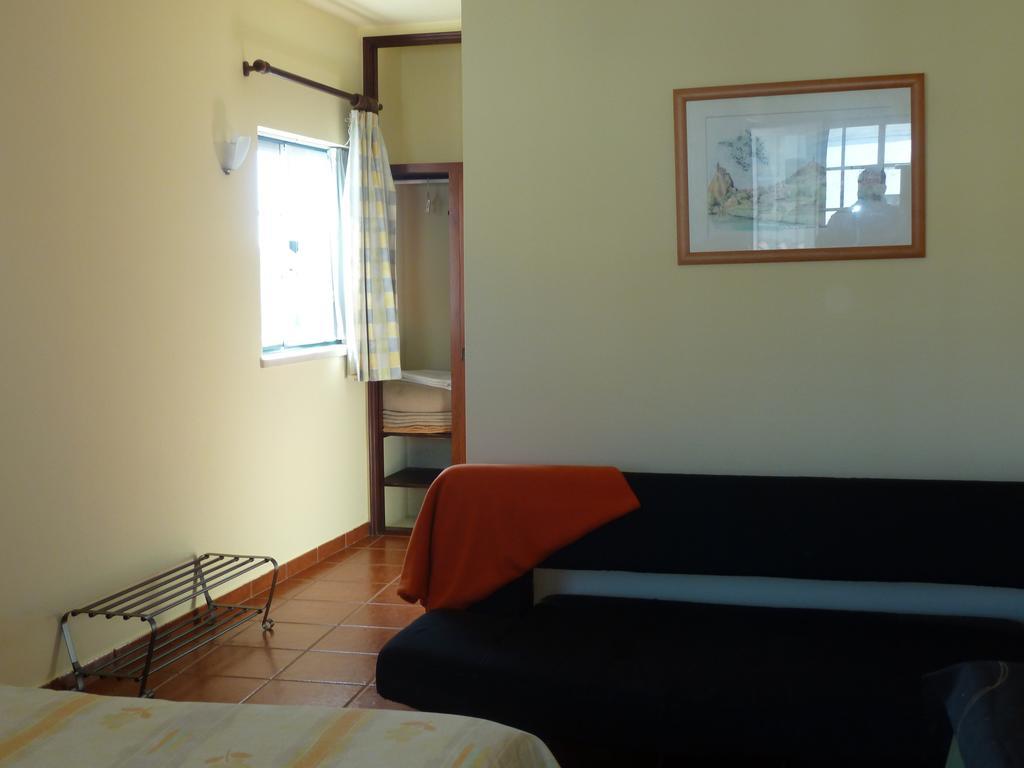 Residencia Faz As Pazes * Atouguia Da Baleia