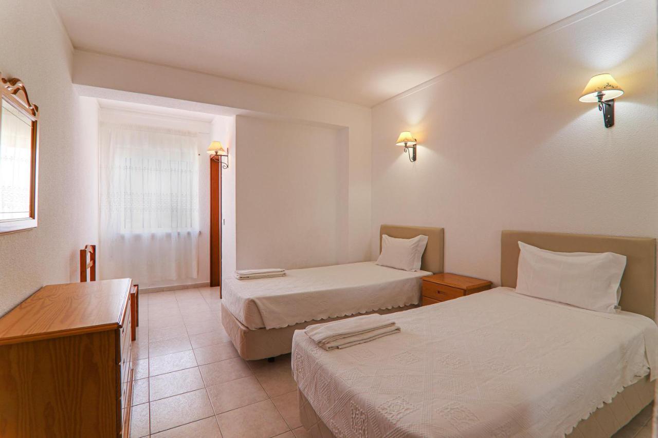 Oura 9ºa Apartment *